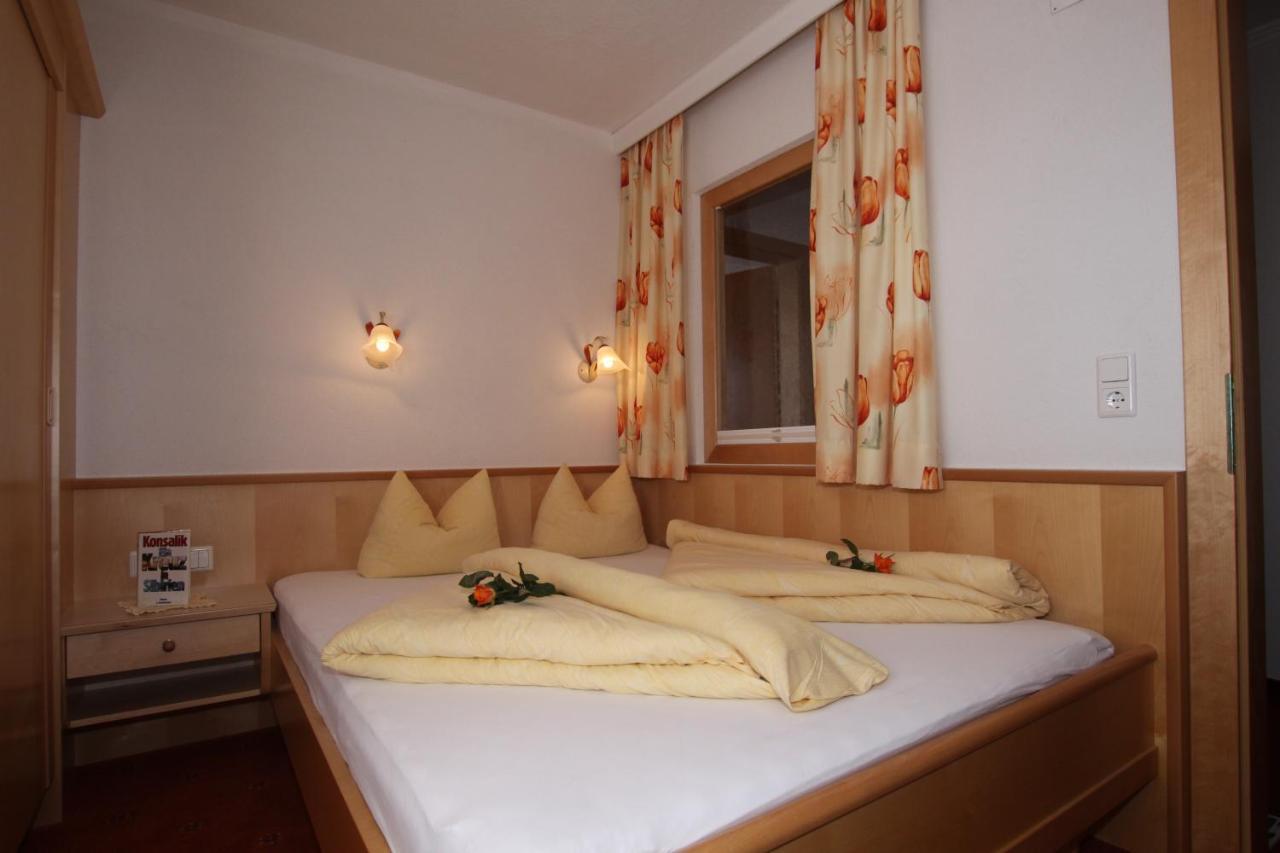 Lechlihof Hotel Ischgl Ruang foto